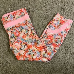 Lululemon Floral Crop Leggings - Sz 8 EUC